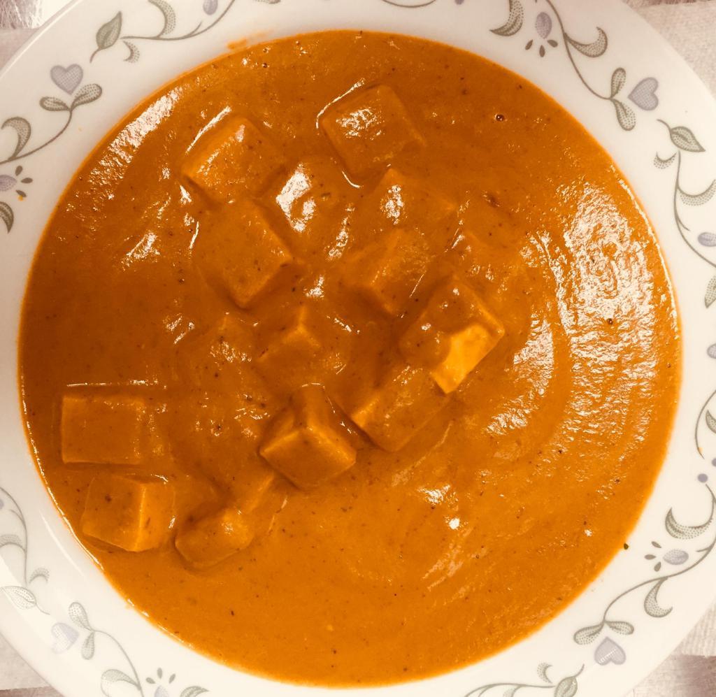 Shahi Paneer · It Indian cheese ( paneer) cube, cooked with onion garlic, ginger, tomato, pasta , spices, milk , cream thick gravy