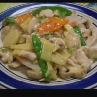 Large Moo Goo Gai Pan · White meat. Served with white rice. 