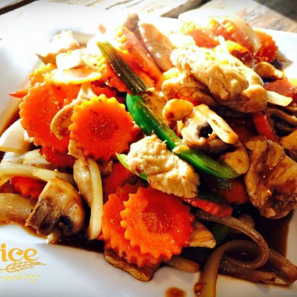 Cashew Nut · Choice of meat or tofu stir-fried in sweet chili paste with carrot, onions bell, mushroom, baby corn and cashew nut. Spicy.