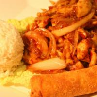 Lemongrass Jumbo Plate · Yellow onions stir-fried in an amazing semi-sweet spicy lemongrass sauce over a bed of napa ...