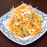 47. Chili Thai Noodles · Stir-fried yellow egg noodles with prawns, BBQ pork, slice boiled egg, spinach, bean sprouts...