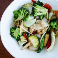 Vegetable Lover · Green bean, broccoli, red bell pepper, snow pea, baby corn, zucchini, cabbage, onion, bean s...