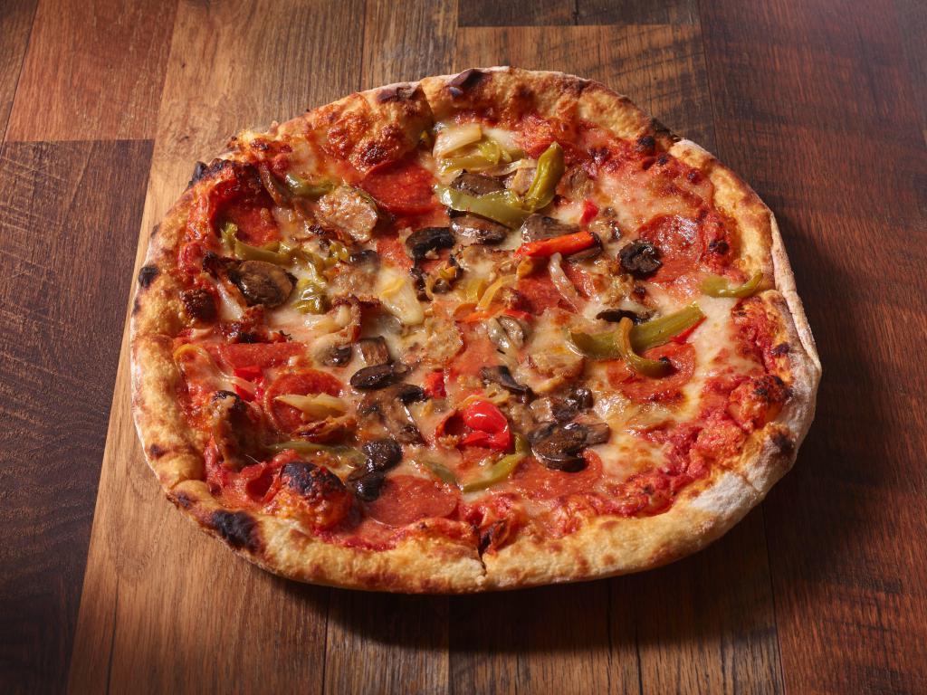 Arrabiata Pizza · Pepper infused olive oil, fresh mozzarella, pecorino Romano, prosciutto and arugula.