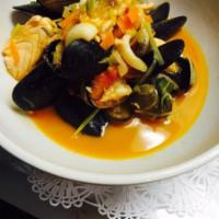 Spicy Cioppino del Mar · Fresh salmon, whole clams, fresh mussels and jumbo shrimp in our homemade zesty marinara sau...