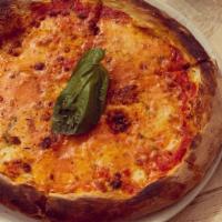 Pizza Margherita Vegana · San Marzano Tomato Sauce, Vegan Mozzarella, Basil