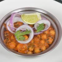 Chana Masala · Chickpeas, onion and masala spices.