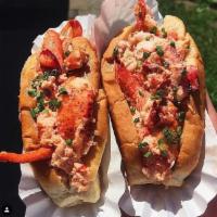 Lobster roll Sandwich only · 4 oz. of fresh lobster meat on a toasted New England split bun.