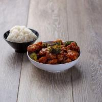S1. General Tso's Chicken · Chunk chicken lightly fried with ho bean sauce. Served with white rice. Hot and spicy.