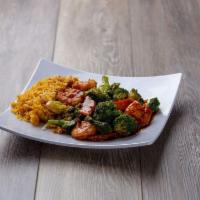 C15. Shrimp with Broccoli · Served with fried rice or white rice and vegetable egg roll.