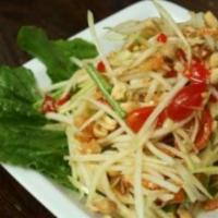 Y2. Papaya Salad with Dried Shrimp Powder and Peanut (Tum Thai) · Please create own level / non spicy / mild / medium / spicy / Thai spicy 