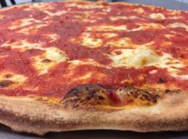Landers Thin Crust Pizza · Our delicious homemade tomato sauce tops a layer of rich mozzarella cheese witha thin crust.