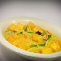 C2. Green Curry · Green curry with eggplant, bamboo shoot and basil leave in coconut milk. bell pepper, hot pe...