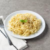 Pasta with Roasted Garlic and Oil · 
