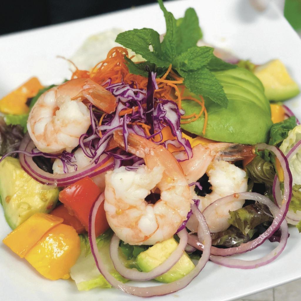 🌶 Shrimp Avocado mango Salads  · Steamed shrimp tossed with spicy lime juice, onion, tomatoes, avocado and mango topped with mix salad.