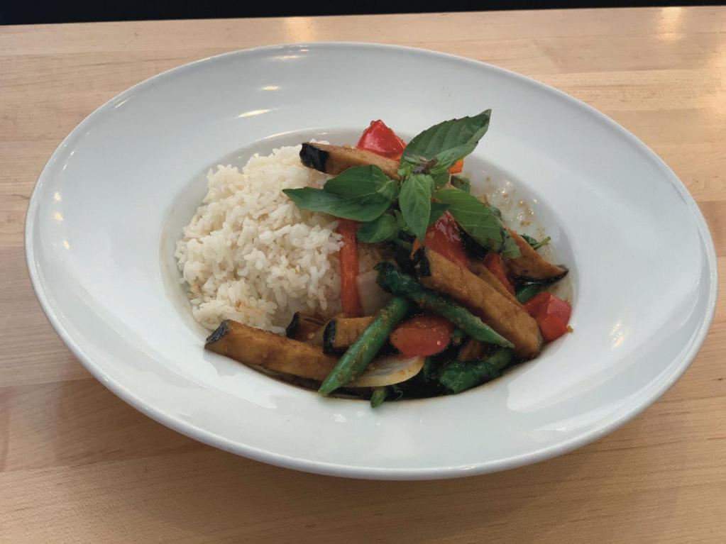 🌶Spicy Basil Soy Meat (VEGAN) · Stir fried soy meat with basil, onions, bell peppers and green beans.