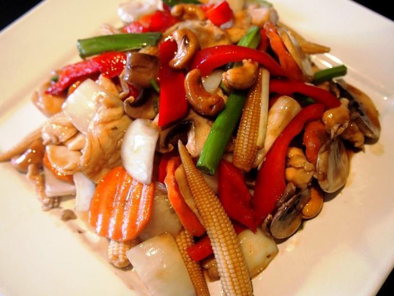 Cashew · White mushroom, baby corn, red bell pepper, yellow onion, green onion, carrot and cashew nut. Served with jasmine rice.