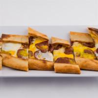 Egg and Sucuk Pide · 