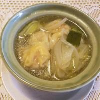 Wonton Soup · CHICKEN mixed SHRIMP Wonton, Onions, Scallions, Chinese cabbage and Garlic Oil.