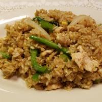 Green Curry Fried Rice · Bell pepper, onion, basil, string bean, egg and green curry paste. Spicy.
