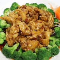 General Tso's Chicken Dinner · Chunks of chicken sauteed in special hot Hunan sauce served with steamed broccoli. Spicy. Co...