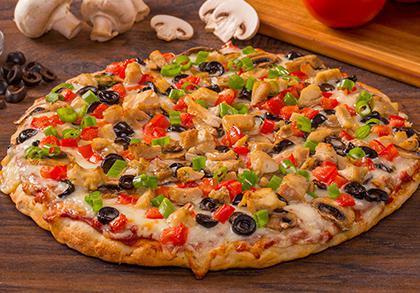 Robbers Roost With Classic Red Sauce · Garlic Chicken Combination. Grilled chicken, diced tomatoes, olives, mushrooms and green onions on classic red sauce. - (90-300 cal./slice)