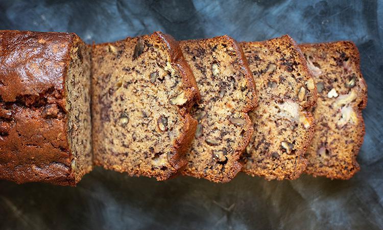 Banana Bread Slice · (vegetarian) Cake-like, with pecans and a hint of vanilla