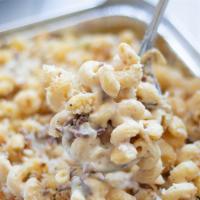 Bacon Mac & Cheese Double · Served ready to heat– Our creamy macaroni and cheese with Applewood-smoked bacon, caramelize...