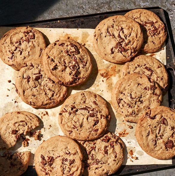 One Dozen Chocolate Chipper Cookies · 12 Chocolate Chipper cookies, freshly baked and made with semi-sweet chocolate chunks & milk chocolate flakes. Allergens: none