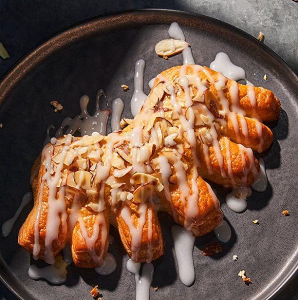 Bear Claw · 500 Cal. Freshly baked pastry made with an almond filling and drizzled with icing and sliced almonds. Allergens: Contains Wheat, Soy, Milk, Egg, Tree Nuts