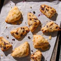 Mini Scone Variety Pack · 180 Cal. Nine freshly baked mini scones, made with 6 Blueberry, and 3 Orange. Allergens: Con...