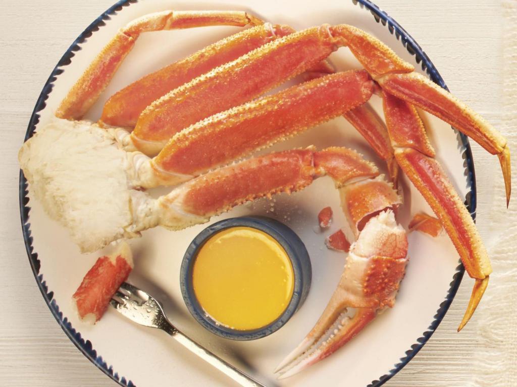 Snow Crab Legs (1/2 Pound) · Served with lemon and melted butter.
370 Cal