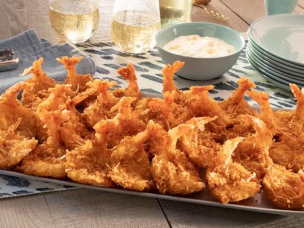Parrot Isle Jumbo Coconut Shrimp Platter · Hand-dipped, tossed in flaky coconut and fried golden brown. Served with piña colada sauce.
2870 Cal
