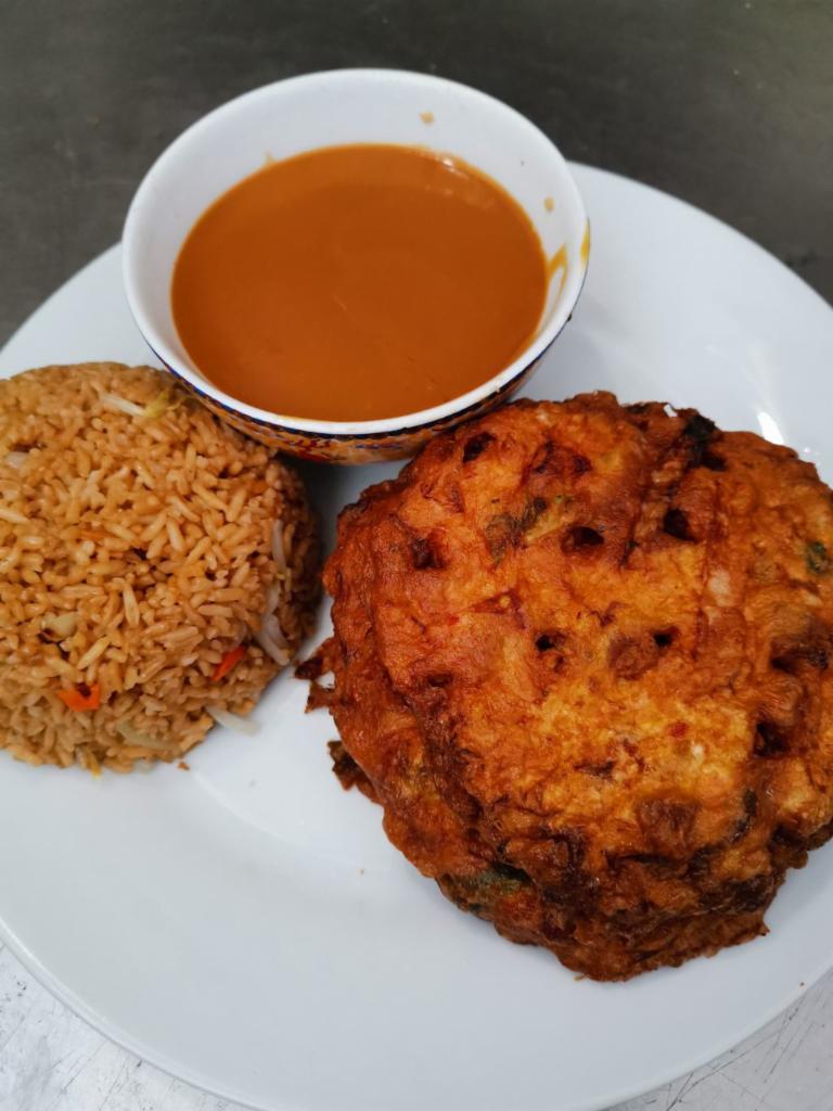L20. Beef Egg Foo Young · Served with your choice of white or fried rice and an egg roll.