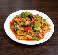 C11. Chicken in Garlic Sauce 鱼香鸡片 · Stir-fried with broccoli, red pepper, green pepper, wood ear mushroom, water chestnut, cabba...