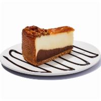Caramel Fudge Cheese Cake · 910 cal