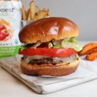Kids Cheeseburger · beef, cheddar cheese, lettuce, tomato (cal: 490) - Allergens: Wheat, Dairy