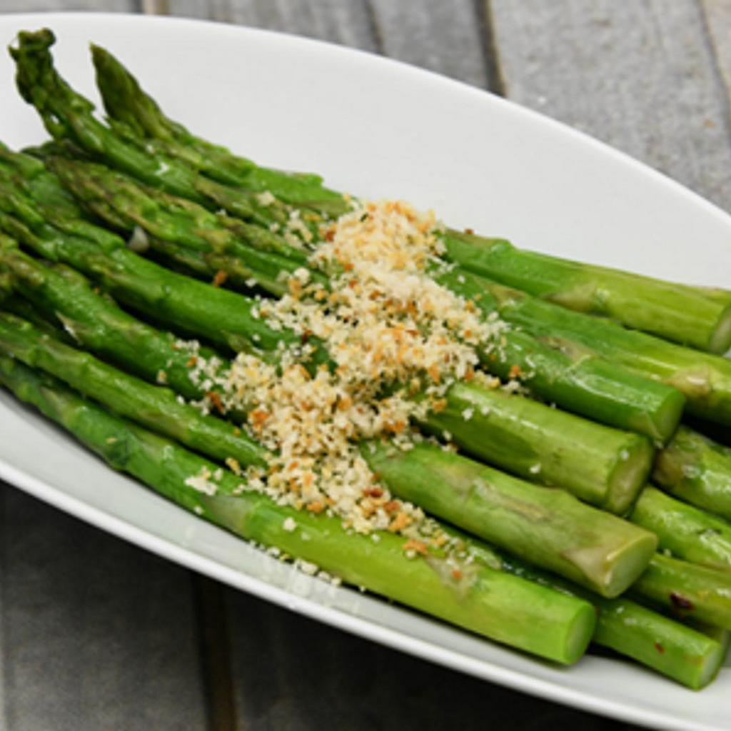 Steamed Asparagus · 