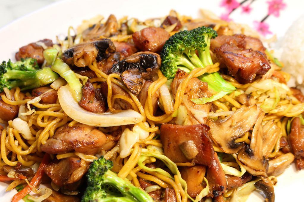39. Chicken YakiSoba · Yakisoba noodles stir-fried w/Chicken, cabbage, onions, carrots, mushrooms & broccoli