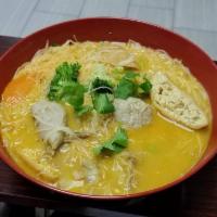 Laksa Noodle Soup · Curry coconut soup base with rice noodle, mixed vegetable and mushroom.