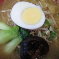 Tampopo Vegetarian ramen · Vegetable broth with miso
Shiitake mushroom, hard boiled egg, bokchoy, bean sprouts and scal...