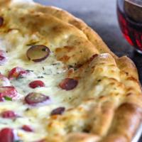 Large Grape & Gorgonzola Pie · red grapes, gorgonzola & rosemary 