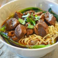 紅燒牛腩麵 Braised Beef Stew Noodle Soup · Slow-cooked beef, bok choy, egg noodles.