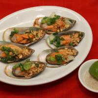59. Chem Chep Nuong Mo Hanh - Grilled Green Mussels  · 6 pieces Grilled green mussels with fried green onion and peanut, served with fish sauce