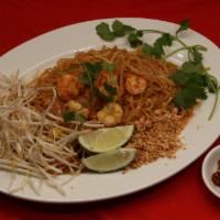 35. Pad Thai · Choice of shrimp, chicken or tofu.