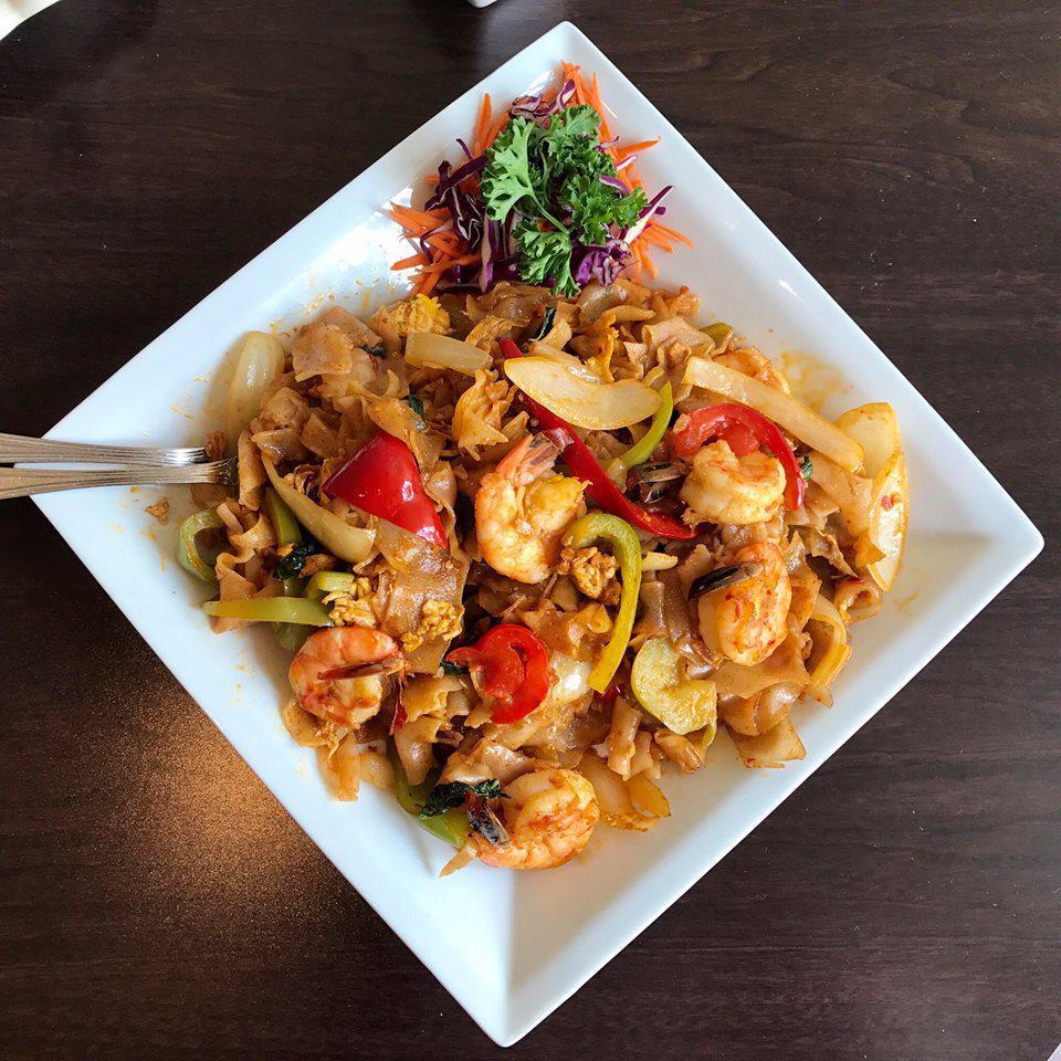 Spicy Noodles · Drunken noodles. Spicy fresh wide rice noodles stir fried with basil leaves, egg, bell pepper, onions, chili and garlic.