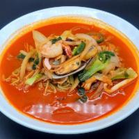 짬뽕 · spicy seafood noodle souop