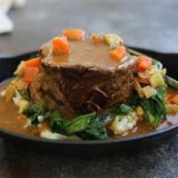 Campfire Pot Roast · Served with red skin potato mash, sauteed baby spinach, and housemade red wine sauce. 1020 c...