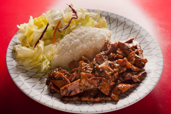 Nasai Teriyaki · Seafood · Japanese · Dinner · Asian · Chicken · Noodles