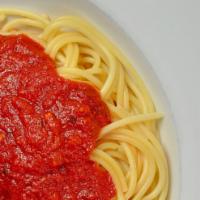 4 Person Spaghetti with Marinara Combo · Spaghetti and our homemade marinara sauce. Includes entrée, garlic bread, choice of salad, c...