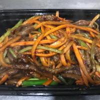 501. Szechuan Beef · Carrot, celery, green onion. Spicy.